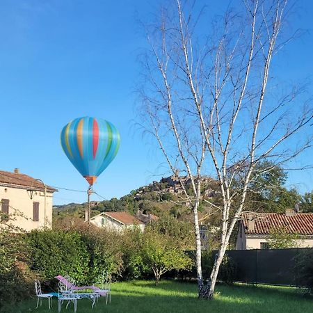 La Jolie Vue Et La Maison De La Tour- Cordes-Sur-Ciel Les Cabannes  Εξωτερικό φωτογραφία