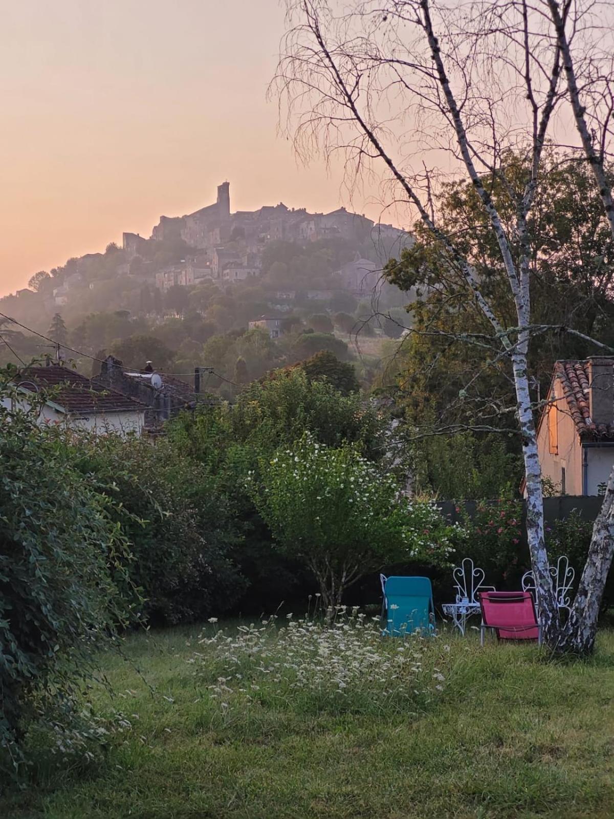La Jolie Vue Et La Maison De La Tour- Cordes-Sur-Ciel Les Cabannes  Εξωτερικό φωτογραφία